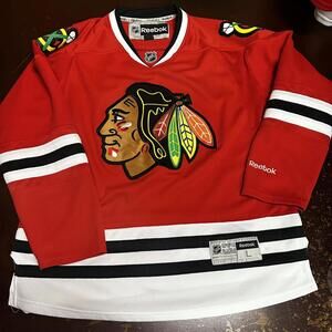 Reebok  Red Chicago Blackhawks NHL hockey Jersey men’s large